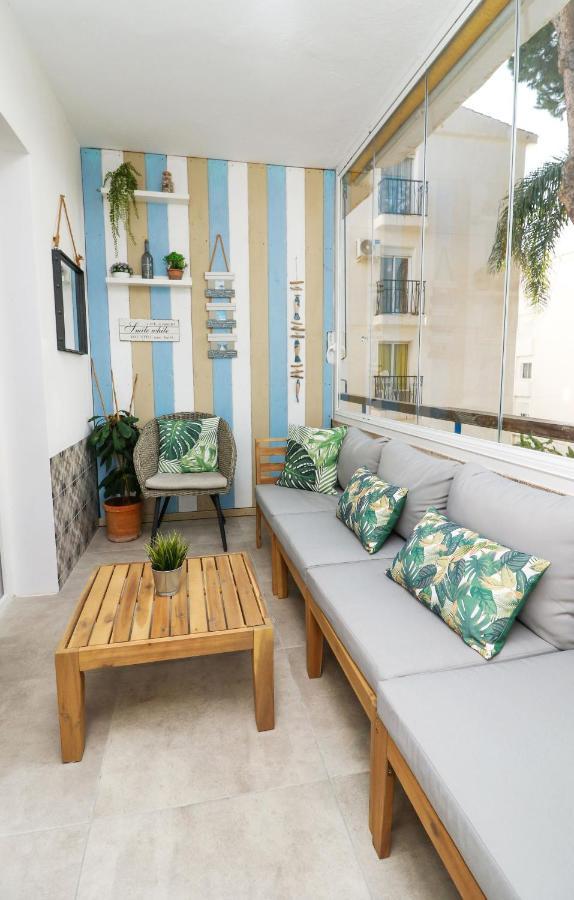 Family Walking Distance To The Sea And Amenities